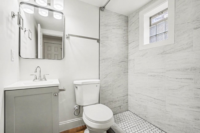 Photo - 3337 Reading Rd Apartment