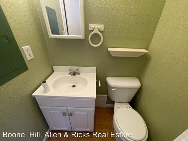 Building Photo - 3 br, 1.5 bath House - 1617 Bethlehem Road