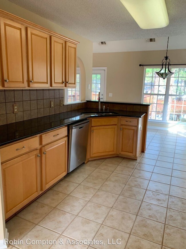 Building Photo - 4 br, 3 bath House - 463 Copper Creek CIrcle