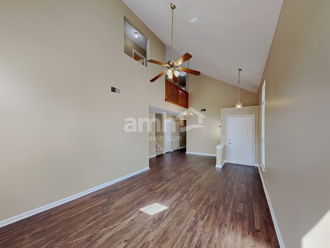 Foto del edificio - 2011 Lassiter Dr