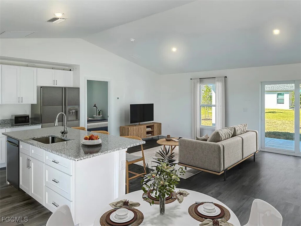 Foto principal - 4528 NW 34th Pl