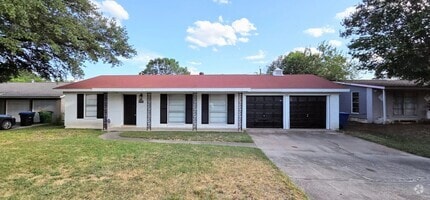 Building Photo - 806 Northstar Dr