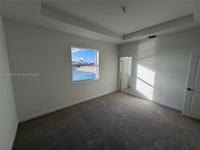 Foto del edificio - 2728 SE 26th Ave