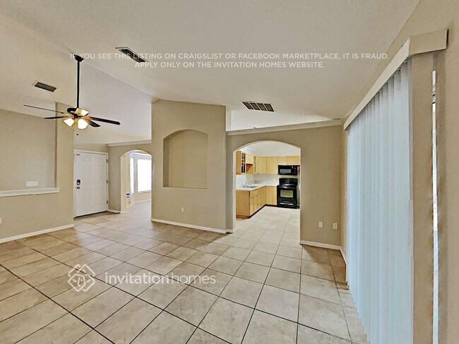 Foto del edificio - 17530 Virginia Cir