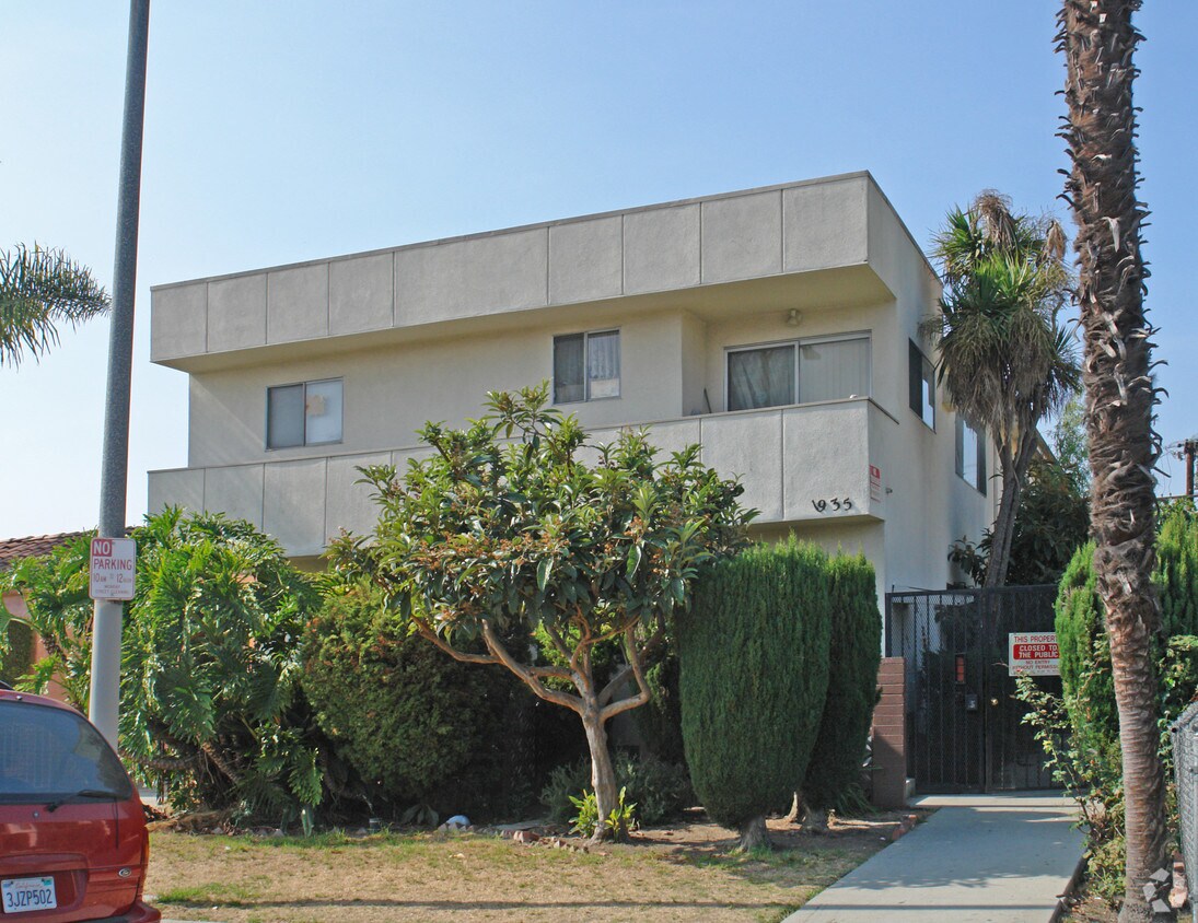 Foto del edificio - 1935 S Holt Ave