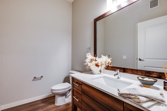 2BR, 3BA Townhome - Carrick North Building