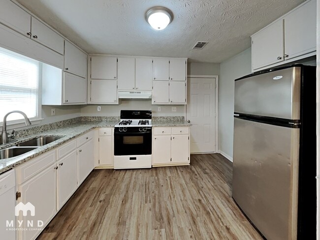 Building Photo - 7608 Didwell Ct