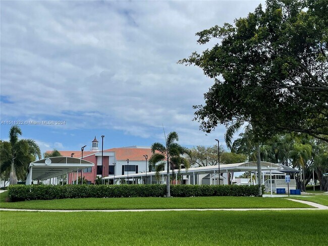 Foto del edificio - 119 Tilford F