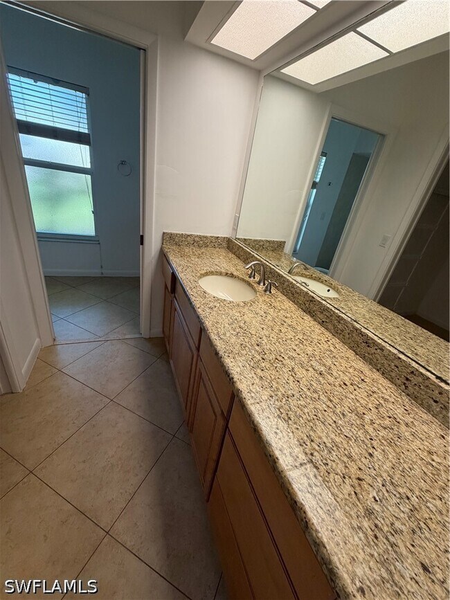 Building Photo - 202 Pinehurst Cir