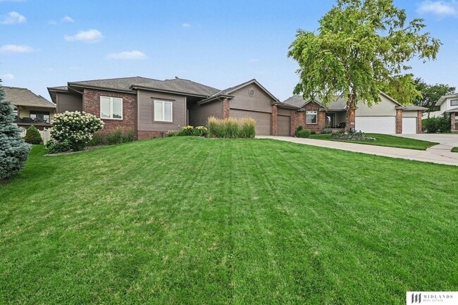Photo - 10307 Florence Cir House