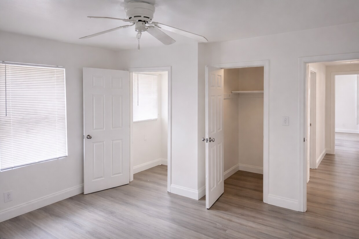 Foto del edificio - 107 Garland Ter