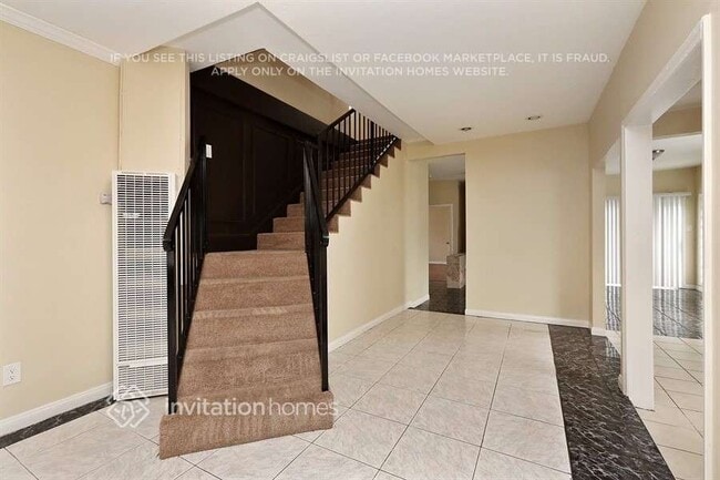 Building Photo - 3886 La Salle Ave