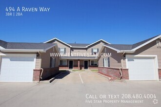 Building Photo - 494 Raven Way