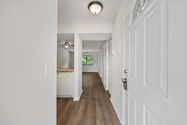 Building Photo - 3555 S Carolina 544 Overpass