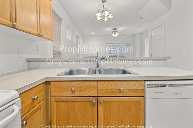 Foto del edificio - Cozy Three Bedroom Home in SE!