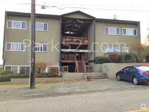 Building Photo - 3602 S 15th St