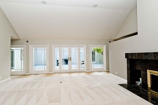 Building Photo - 2315 Holly Oak Dr