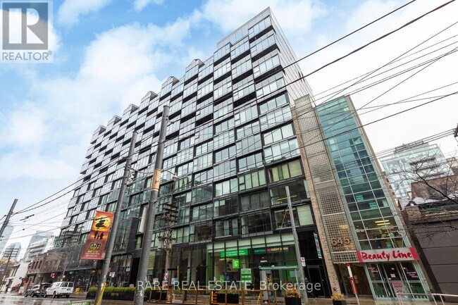 Photo du bâtiment - 625-629 King St W
