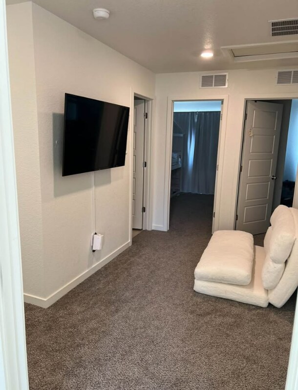 Foto del edificio - 3744 Katina Wy