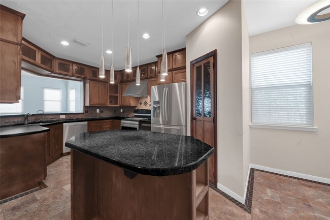 Foto del edificio - 4406 Park Trail Ln