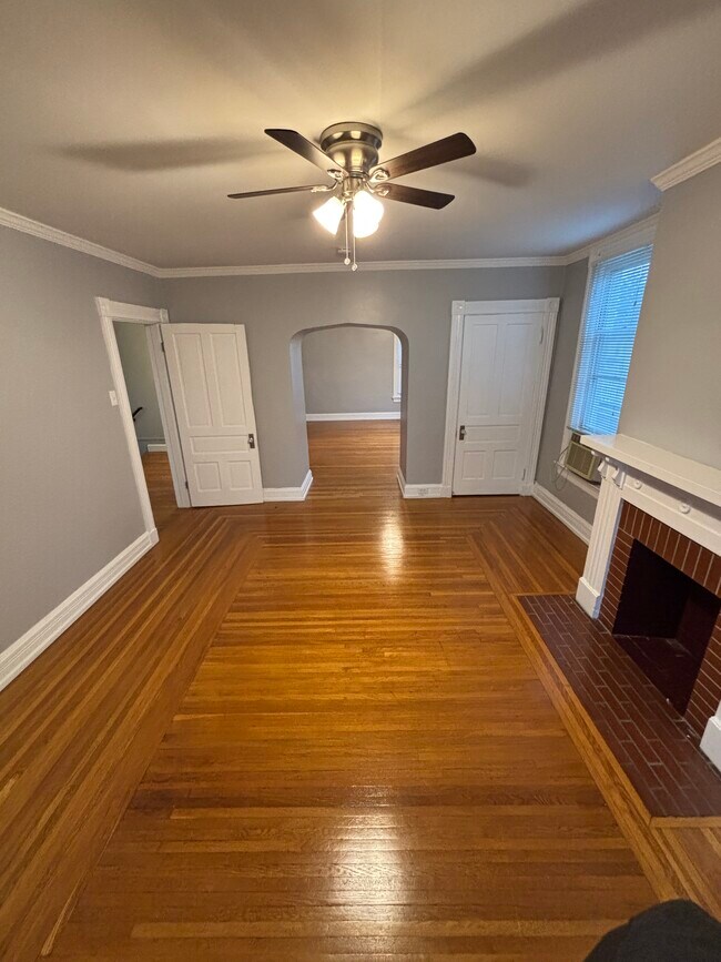 Foto del edificio - 4512 Ashland Ave
