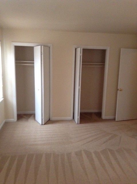 Foto del edificio - 1619 Meadow Dr