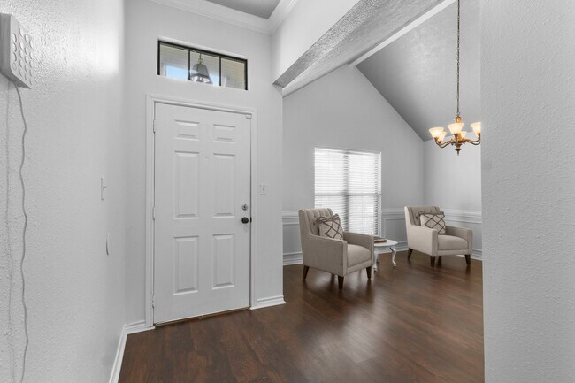 Foto del edificio - 405 Harbor Oaks Dr