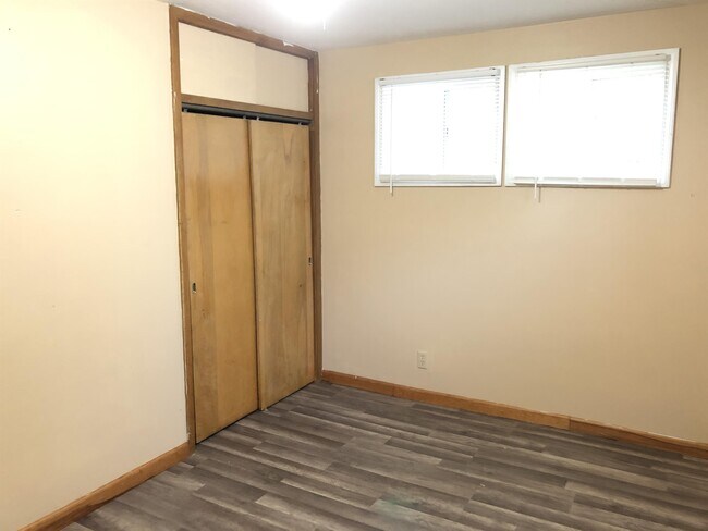 Foto del edificio - 5737 N 68th St