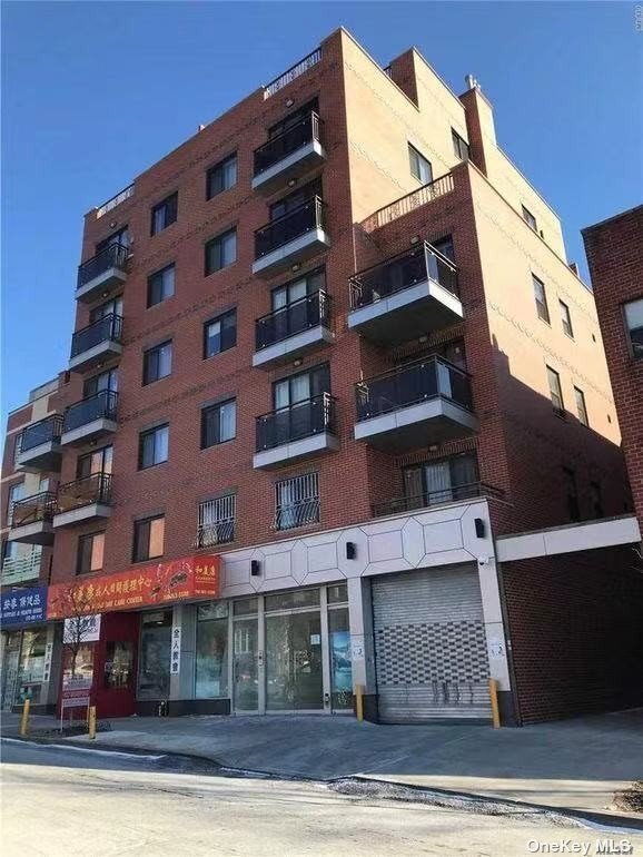 Primary Photo - 132-08 Pople Ave