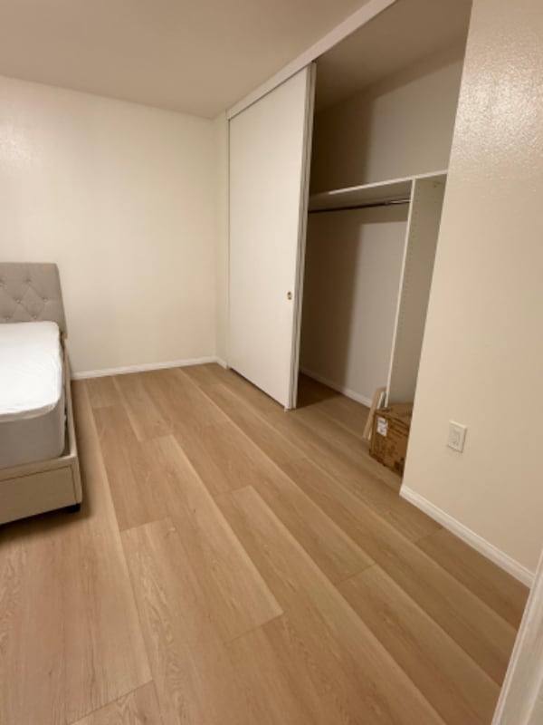 Building Photo - 750 Kostner Dr