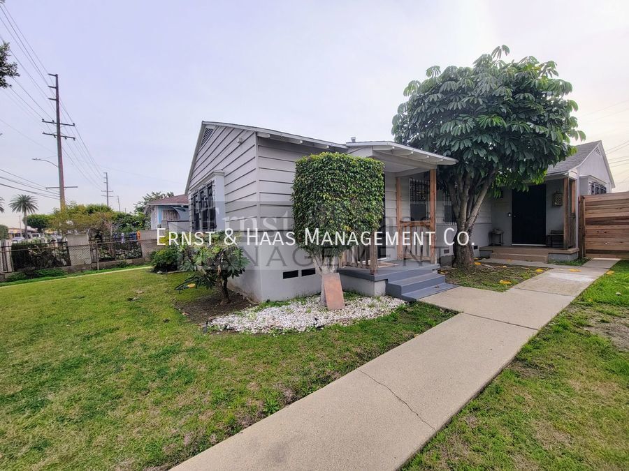 Foto principal - Fabulous 2 Bedroom Duplex Home with Large ...