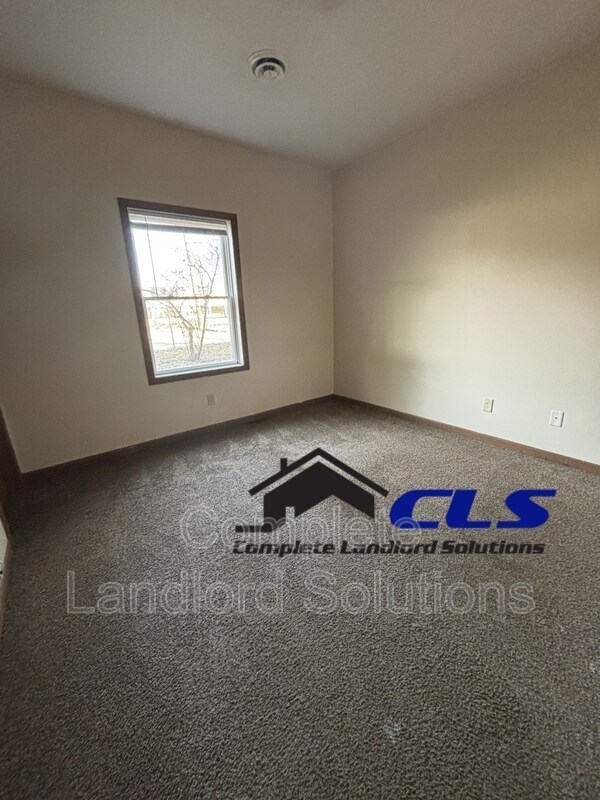 Building Photo - 1400 North Ave