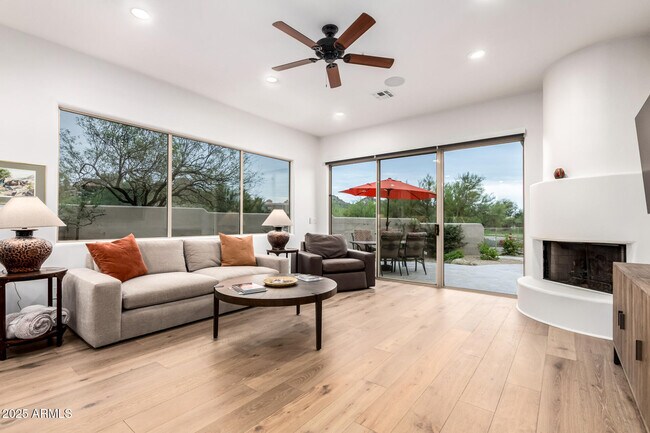 Foto del edificio - 7485 E Tumbleweed Dr