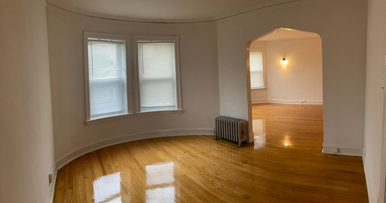 Foto del edificio - 7914 S Dobson Ave