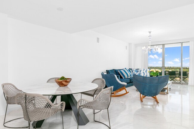Foto del edificio - 360 Ocean Dr