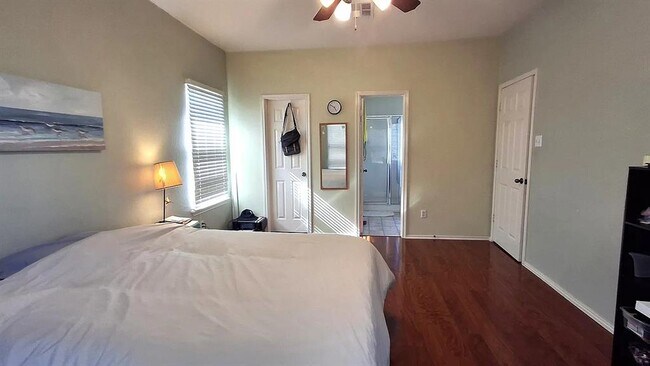 Building Photo - 10322 Maydelle Dr