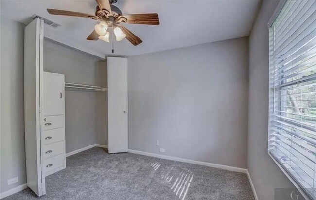 Foto del edificio - Spacious 3 Bedroom, 2 Bath Home – Move-In ...