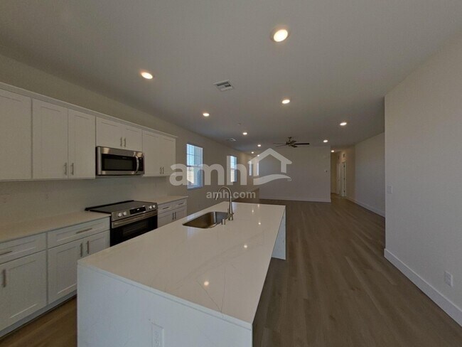 Foto del edificio - 905 English Primrose St