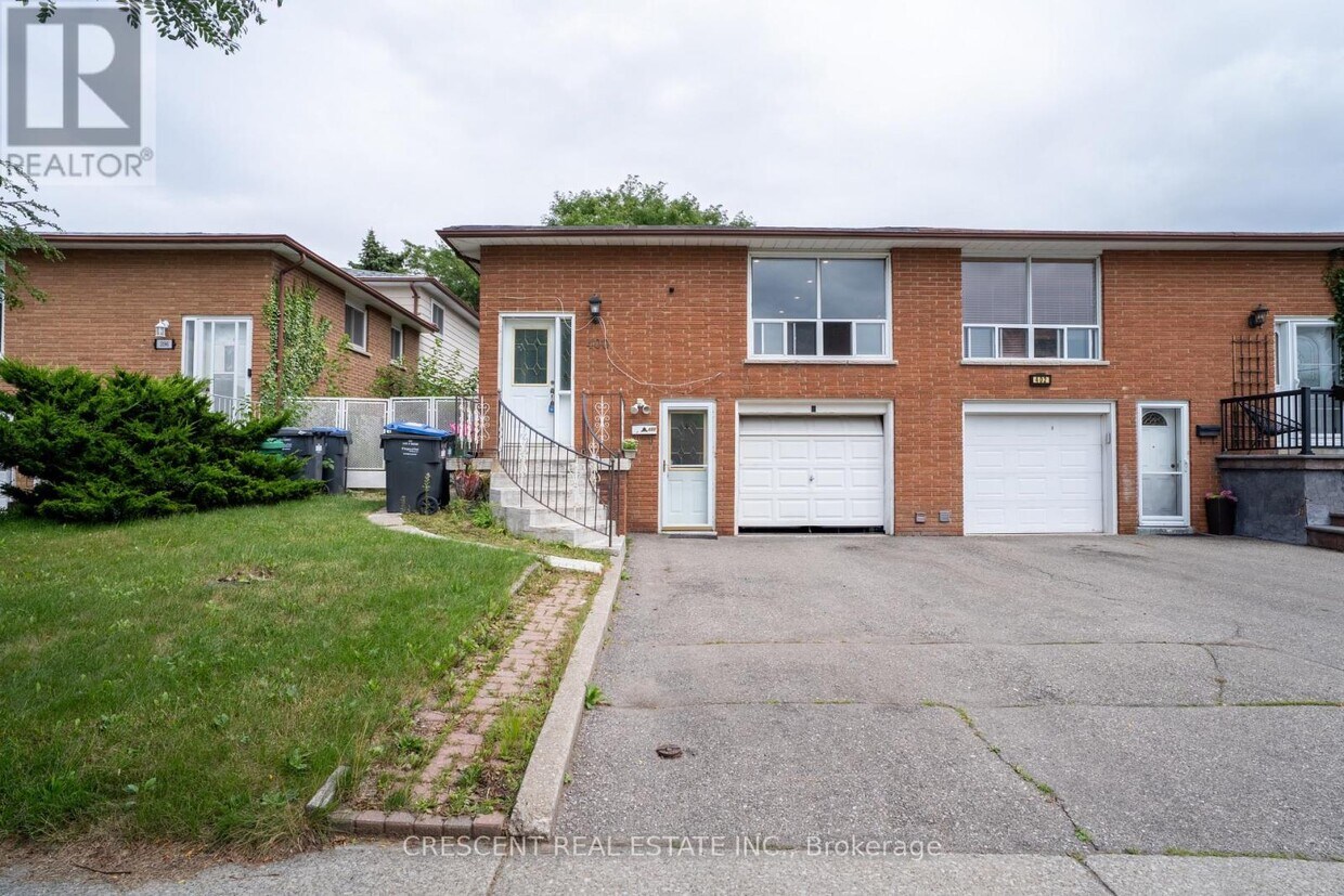 Primary Photo - 400 Pinemeadow Ave
