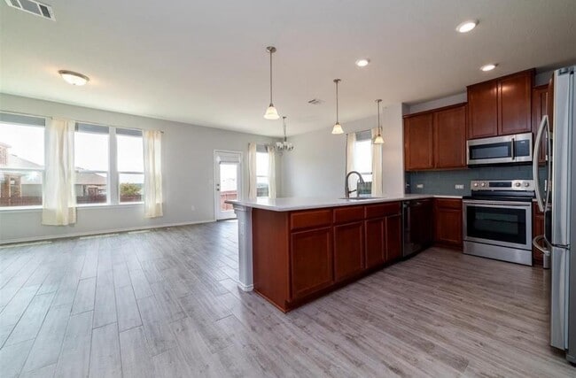 Building Photo - 7013 Lickeen Ct