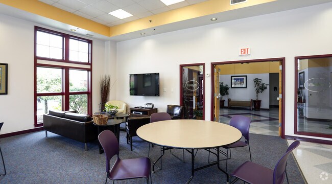 Lobby - Brandywyne Village Apartments