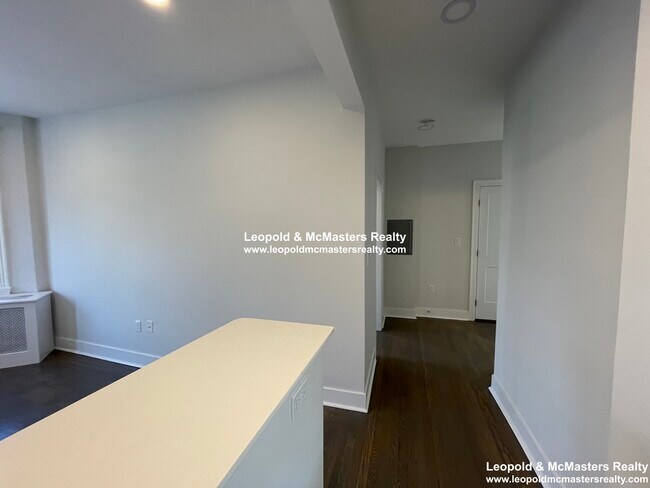 Foto del edificio - 32 Queensberry St