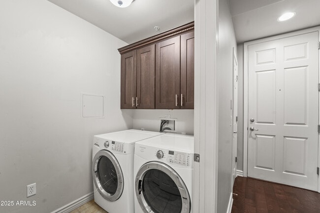 Foto del edificio - 5350 E Deer Valley Dr