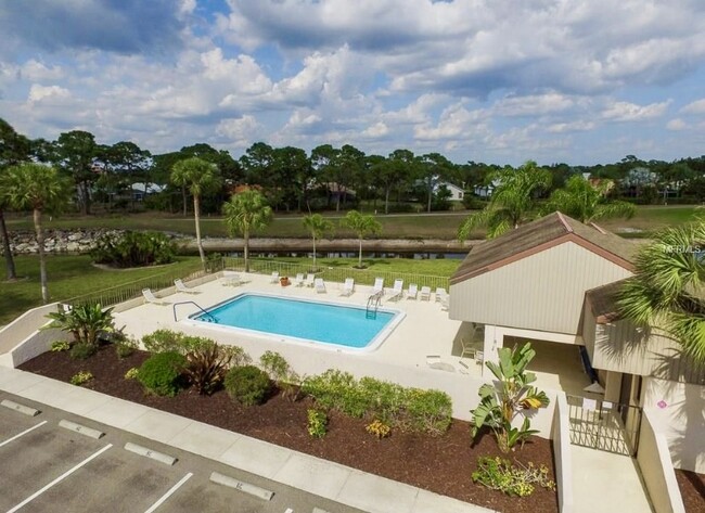 Foto del edificio - 5050 Marianne Key Rd