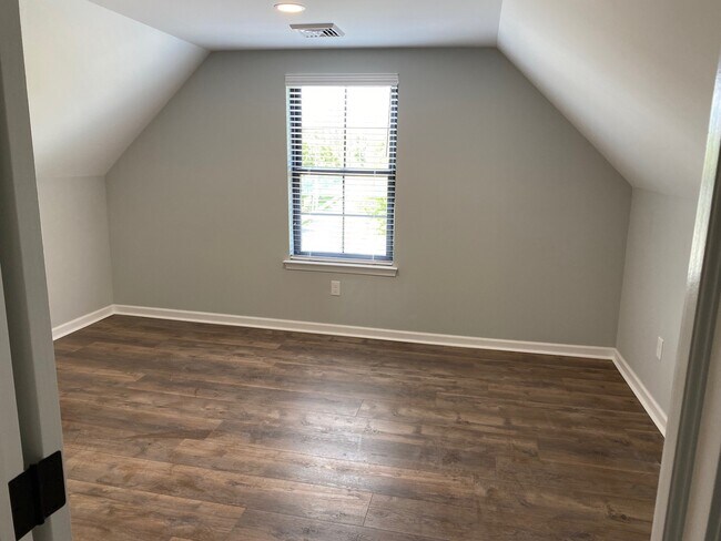 Bedroom 1 - 263 S York Rd