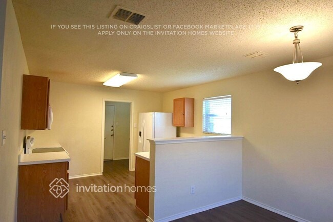 Foto del edificio - 4920 Waterford Dr