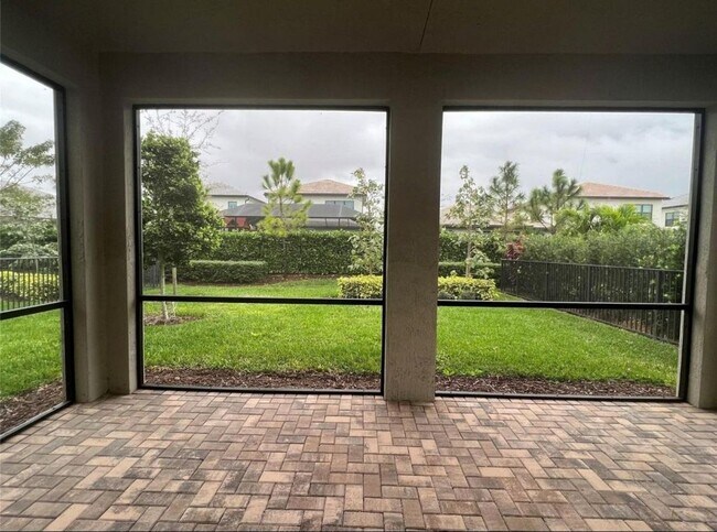 Building Photo - 4534 Pinehurst Trl W