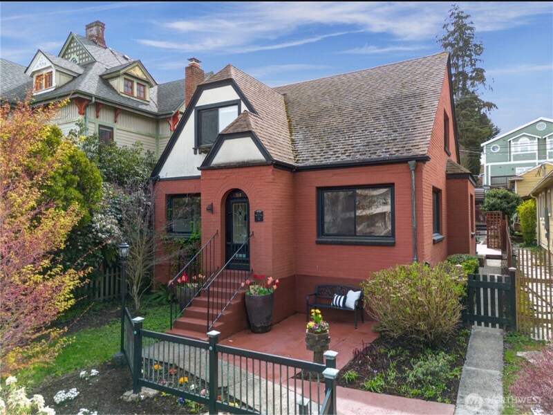 Foto principal - 914 N I St