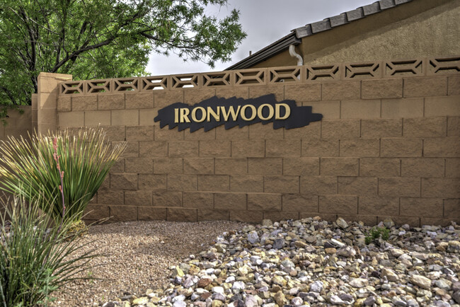 Foto del edificio - Ironwood Home With Community Pool & All Ya...