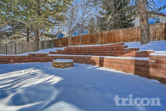 Foto del edificio - 17038 Knollside Ave